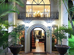 05   Entrance To Anchors Rest